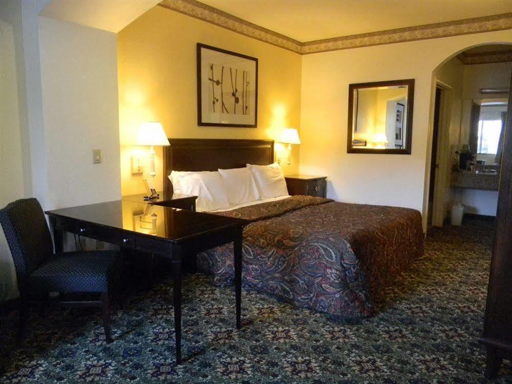 Homebridge Inn And Suites Beaumont Exteriér fotografie